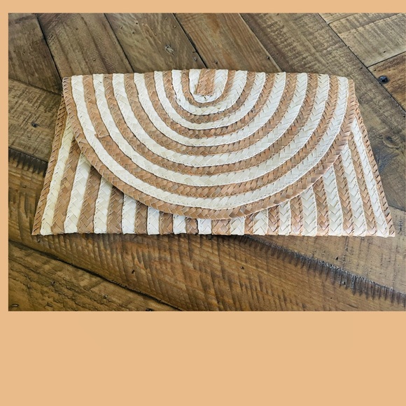 Bali Stripe Rattan Clutch - Picture 2 of 4